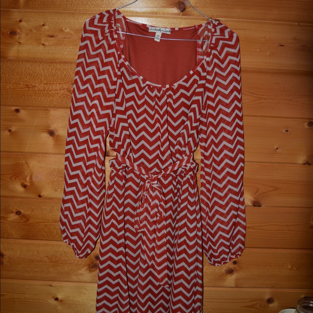 Dress - Picture 2 of 2